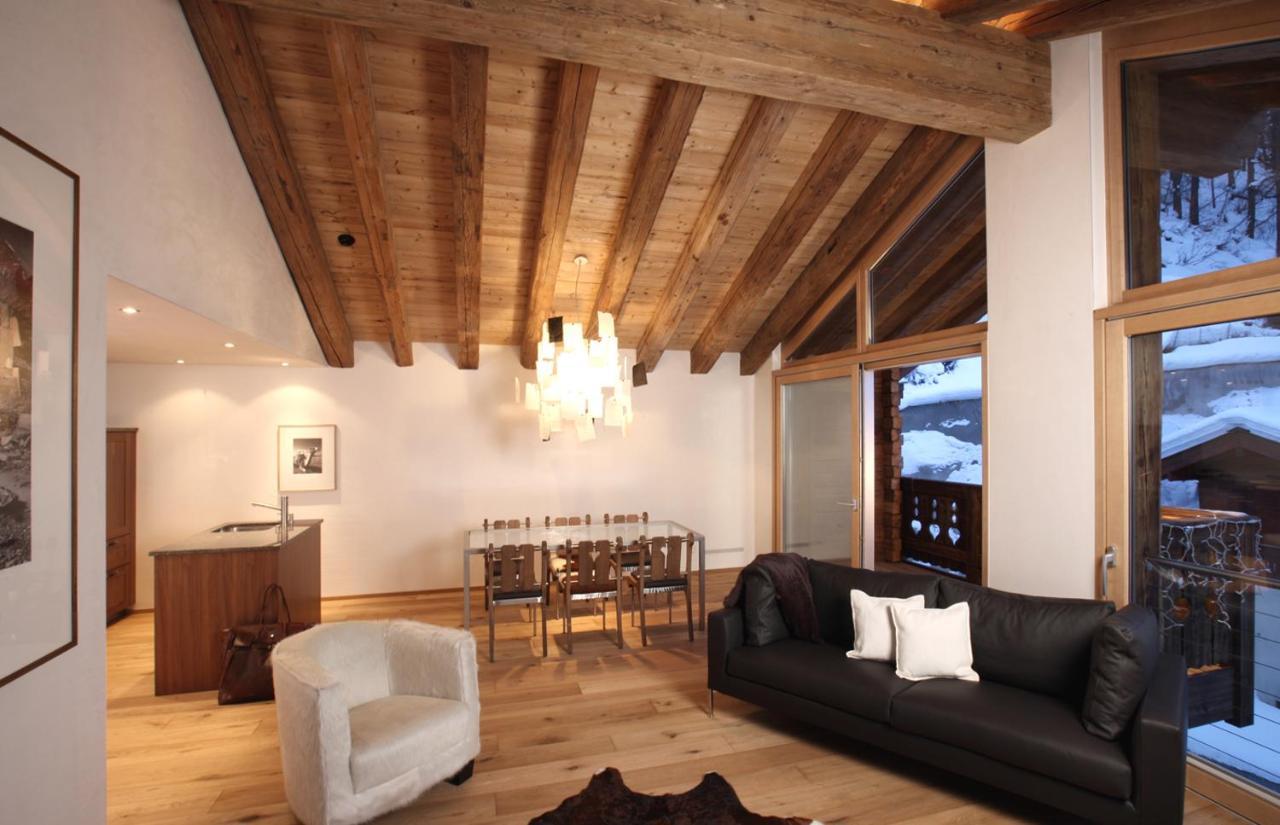 צרמט Firefly Luxury Suites מראה חיצוני תמונה