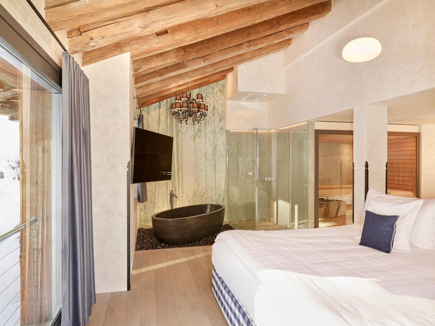 צרמט Firefly Luxury Suites מראה חיצוני תמונה