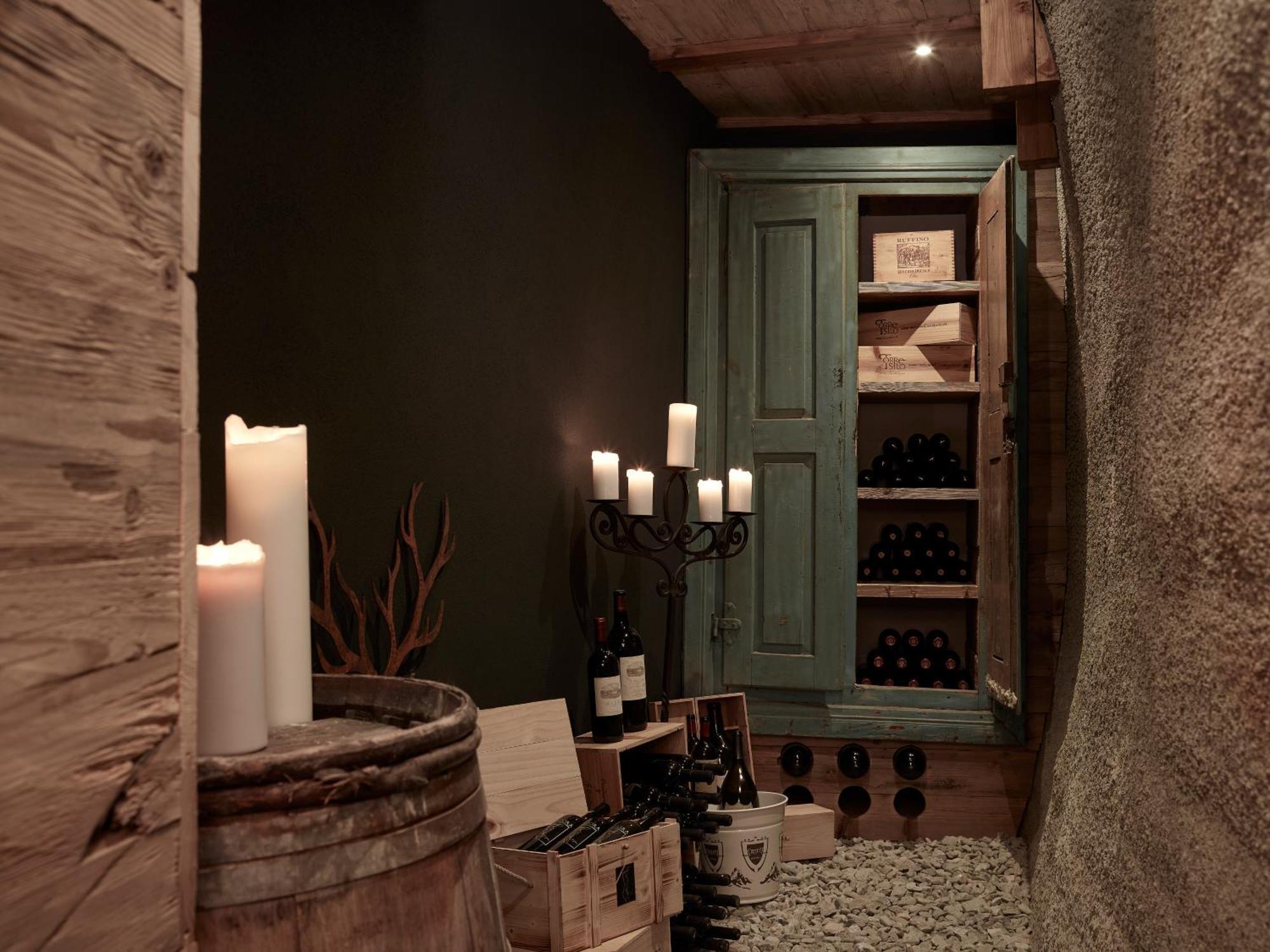 צרמט Firefly Luxury Suites מראה חיצוני תמונה