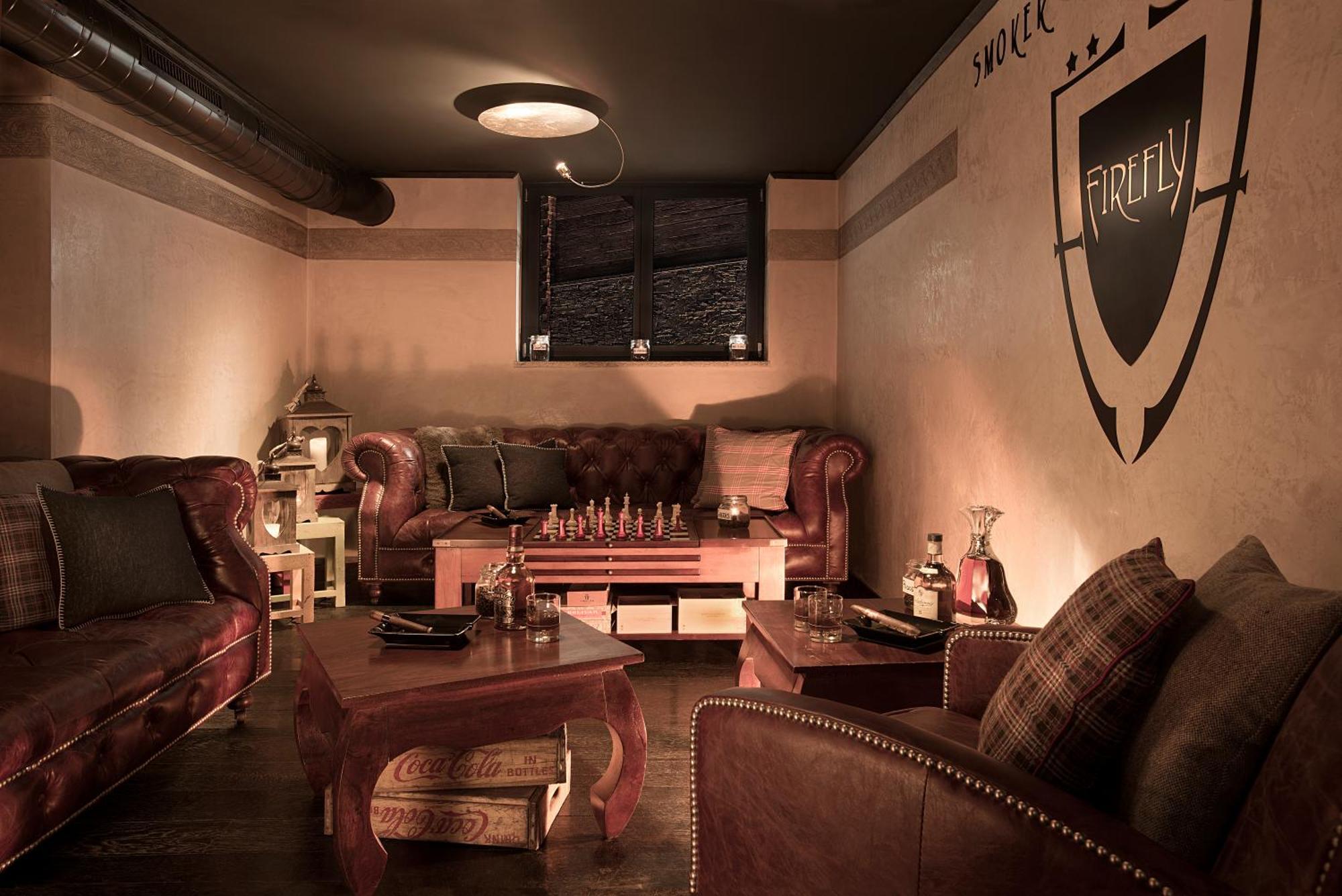 צרמט Firefly Luxury Suites מראה חיצוני תמונה